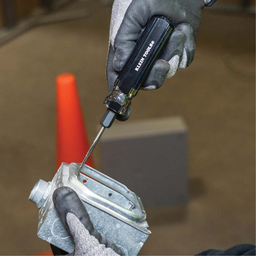 Outil de taraudage, Acier au carbone, Filet 6-32/8-32/10-24/12-24/10-32/1/4-20 Superchem Industries