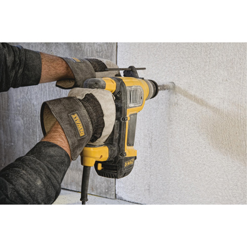 Marteau combin&eacute; SDS-Plus, 1-1/8", 9 A, 0-4700 Coups/min, 0-820 Tr/min, 3,1 lb-pi Superchem Industries