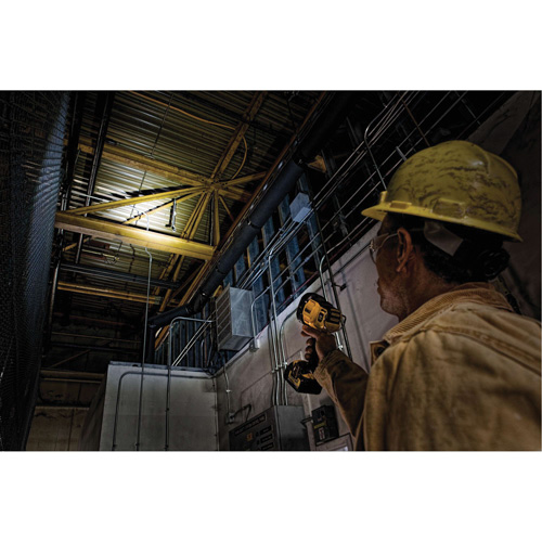 Projecteur &agrave; del pour chantier, DEL, 1000 Lumens, Piles Rechargeable Superchem Industries