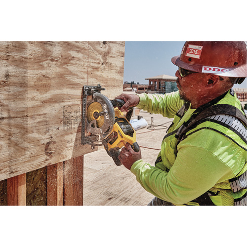 FlexVolt&reg; Worm Drive Style Saw (Tool Only), 7-1/4", 60 V Superchem Industries