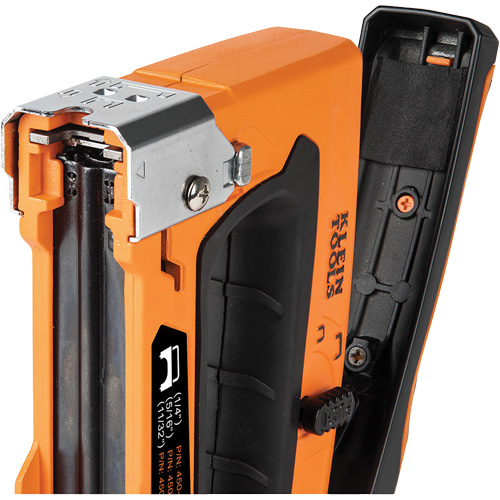 Loose Cable Stapler, 5/16"/1/4"/11/32" Staples Superchem Industries