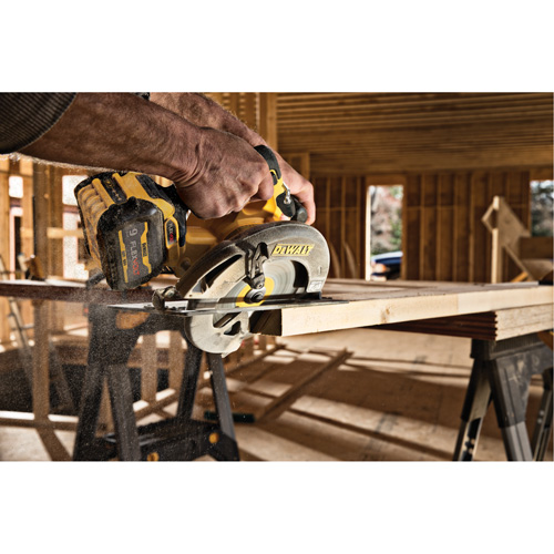 FlexVolt&reg; Max Brushless Circular Saw with Electric Brake (Tool Only), 7-1/4", 60 V Superchem Industries