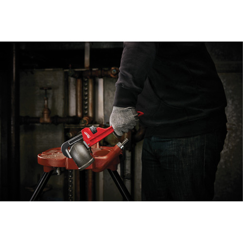 Cl&eacute; &agrave; tuyau, Cap des m&acirc;choires 1-1/2", Longueur 10", Fini Rev&ecirc;tement en poudre, Prise Ergonomique Superchem Industries