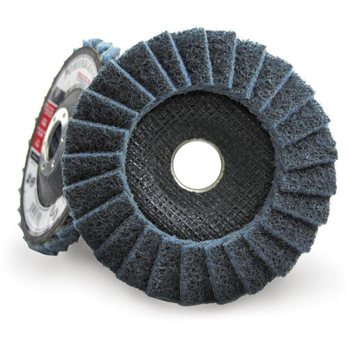 Disque &agrave; lamelles incurv&eacute; pour traitement de surface POWERBLEND SCD, 4-1/2" x 7/8", Type 29, Grain Fin Superchem Industries
