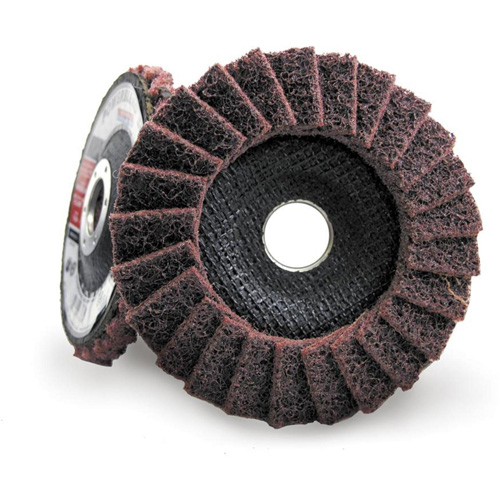 Disque &agrave; lamelles incurv&eacute; pour traitement de surface POWERBLEND SCD, 4-1/2" x 7/8", Type 29, Grain Moyen Superchem Industries