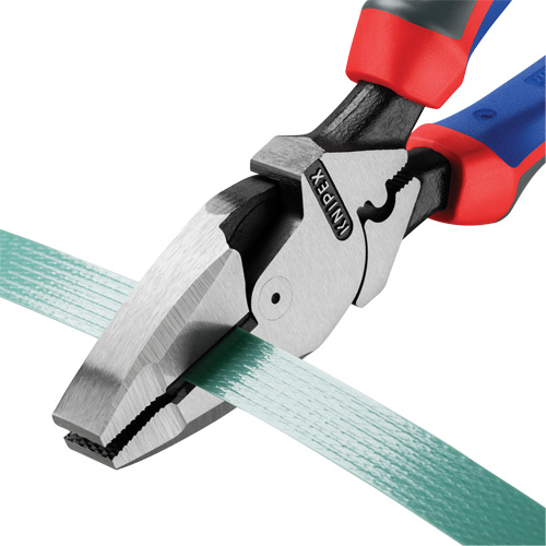 Pince pour monteurs de lignes &agrave; levier d&eacute;multipli&eacute;, type Nouvelle-Angleterre avec tire-fil, sertisseur et poign&eacute;e KNIPEXTEND Superchem Industries