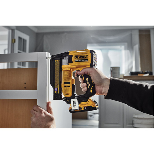ATOMIC COMPACT SERIES Brushless Cordless 23 Ga. Pin Nailer Kit, 20 V, Lithium-Ion Superchem Industries