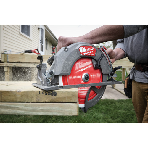 FUEL Rear Handle Circular Saw Kit, 10-1/4", 18 V Superchem Industries