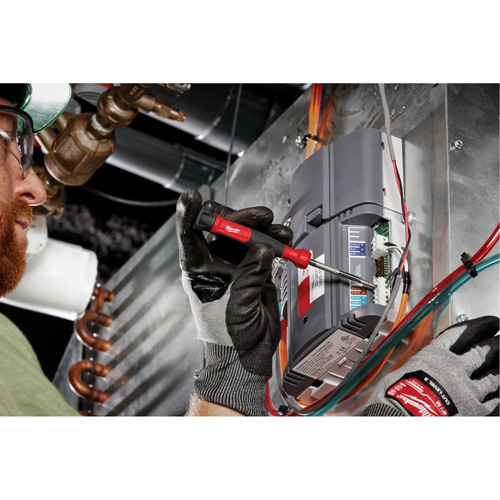 Tournevis de pr&eacute;cision 4-en-1 &agrave; embouts multiples avec porte-embout de 1/4", 5-3/4" lo, Prise Coussin&eacute;e Superchem Industries