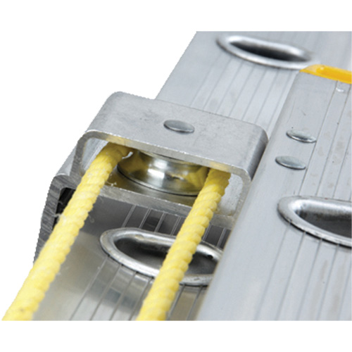 Industrial Heavy-Duty Extension Ladders, 300 lbs. Cap., 13' H, Grade 1A Superchem Industries