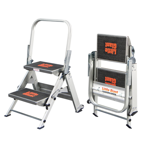 Safety Stepladder, 1.5', Aluminum, 300 lbs. Capacity, Type 1A Superchem Industries