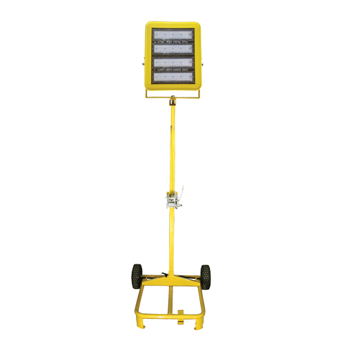 Chariot d'&eacute;clairage &agrave; t&ecirc;te unique avec treuil, DEL, 200 W, 30000 lumens, Boîtier en Aluminium Superchem Industries