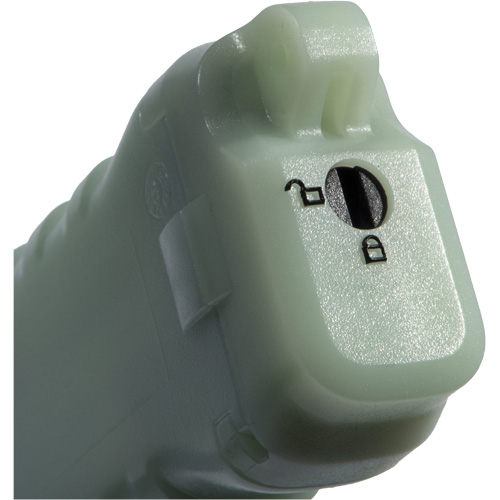 Lampe de poche, DEL, 378 lumens, Piles AA Superchem Industries