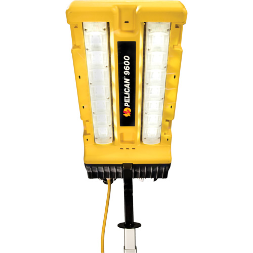 Syst&egrave;me avec t&ecirc;te d'&eacute;clairage modulaire et support, DEL, 24 W, 3000 lumens, Boîtier en Aluminium Superchem Industries