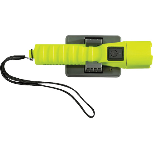 Lampe de poche 3335R, DEL, 246 lumens, Piles Rechargeable Superchem Industries