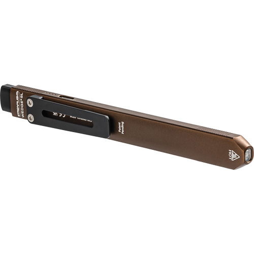 Lampe de poche Wedge SL avec couvercle, 500 lumens, Piles Rechargeable Superchem Industries