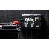 Chargeur de batterie embarqu&eacute; &agrave; 2 sorties de 10 amp&egrave;res Gen5X2 Genius Superchem Industries