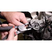 Pinces de d&eacute;connexion &agrave; 85 degr&eacute;s Superchem Industries