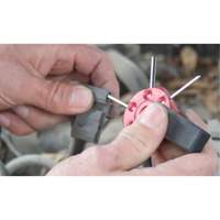 Trousse d'outil pour fil de borne Superchem Industries