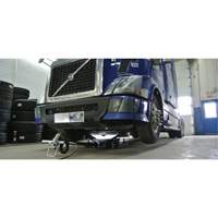 Cric de service de plancher, 14 tonne(s) Capacit&eacute;, 8-1/4" Abaiss&eacute;e, 20" &eacute;lev&eacute;e, Air comprim&eacute;/hydraulique Superchem Industries