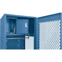 Casier pour &eacute;quipement avec porte, Acier, 24" la x 18" p x 72" h, Bleu fonc&eacute; Superchem Industries