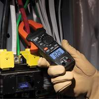 Trousse dessai &eacute;lectrique avec pince-m&egrave;tre Superchem Industries