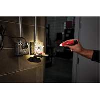 D&eacute;tecteur de tension avec DEL et testeur de prise DDFT, 50 V - 1000 V, Alerte Affichage & son Superchem Industries