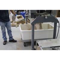 M&eacute;ga pelle &agrave; main, Plastique, Rouge, 128 oz. Superchem Industries