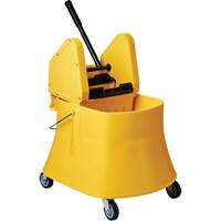 Ensemble de seau pour vadrouille et essoreuse Champ, Pression vers le bas, 7,5 gal. US (30 pintes), Jaune Superchem Industries