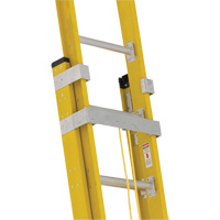Industrial Heavy-Duty Extension Ladders (6200 Series), 375 lbs. Cap., 13' H, Grade 1AA Superchem Industries