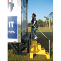 Industrial Step Stool, 4 Steps, 43" x 22-1/2" x 66" High Superchem Industries