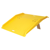 Rampe de quai de chargement portable en poly pour diable, Capacit&eacute; de charge 750 lb, 36" lo x 35" la x 5" h Superchem Industries