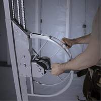 Appareils de levage pour panneaux de cloisons s&egrave;ches Bulidman Superchem Industries