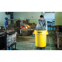 Brute&reg; Dolly, Polyethylene, Black, Fits: 20 - 55 US Gal. Superchem Industries