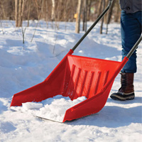 Yukon Sleigh Snow Shovel, 23-1/2" Blade Width Superchem Industries