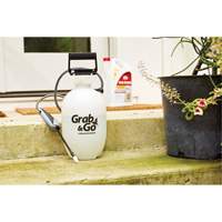 Vaporisateur pour usage multiple Grab & Go, 1 gal. (4,5 L), Poly&eacute;thyl&egrave;ne, Lance de 10" Superchem Industries