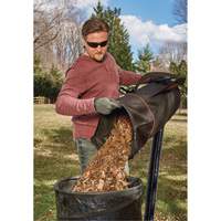 Souffleur/aspirateur/broyeur de feuilles 3-en-1 VacPack, Vitesse d'air 250 mi/h, &eacute;lectrique Superchem Industries