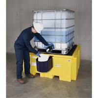 GRV Spill Pallet Plus avec drain, Capacit&eacute; de d&eacute;versement 365 gal. US, 62" x 62" x 28" Superchem Industries