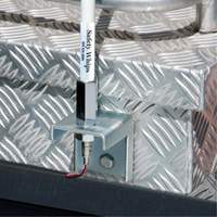 Support porte-drapeau Safety Whip Superchem Industries