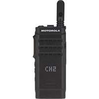 Radio portative de s&eacute;rie SL-300, Bande VHF, 2 canaux, Port&eacute;e 2 Superchem Industries