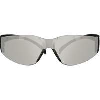 Lunettes de protection de s&eacute;rie 100 SecureFit, Lentille Gris/Int&eacute;rieur/ext&eacute;rieur, Antibu&eacute;e/Anti-&eacute;gratignures, ANSI Z87+/R&eacute;pond ou surpasse la norme CSA Z94.3 Superchem Industries