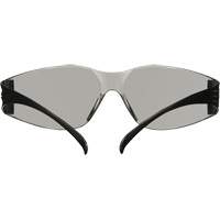 Lunettes de protection de s&eacute;rie 100 SecureFit, Lentille Gris/Int&eacute;rieur/ext&eacute;rieur, Antibu&eacute;e/Anti-&eacute;gratignures, ANSI Z87+/R&eacute;pond ou surpasse la norme CSA Z94.3 Superchem Industries