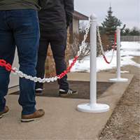 Bicolour Plastic Barrier Chain, Green/White Superchem Industries