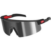 Lunettes de s&eacute;curit&eacute; enveloppantes avec lentille &agrave; double rev&ecirc;tement, Lentille Rouge/Miroir, Anti-&eacute;gratignures/Polaris&eacute;, ANSI Z87+/R&eacute;pond ou surpasse la norme CSA Z94.3 Superchem Industries