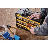 Organisateur Flip-Bin, 3-7/8" la x 17-3/4" p x 13-7/8" h, Noir/Jaune Superchem Industries