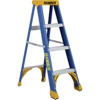 Industrial Duty Stepladders (6300 Series), 4', Fibreglass, 250 lbs. Capacity, Type 1 Superchem Industries